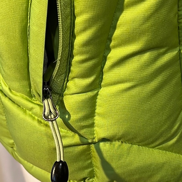 Marmot down puffer jacket-3 zipper pockets/cinch waist/up-down double-zip front - Picture 7 of 16